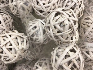 Kambu Balls - White
